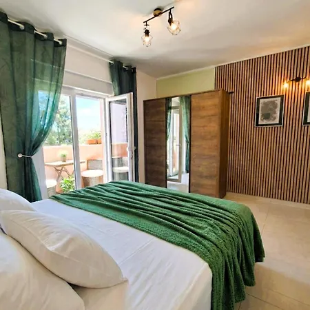 Paradise For Children, Family Oros Medulin, With A Pool, Gl Apartmán